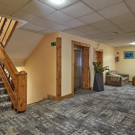 Skalny Hotel 3*
