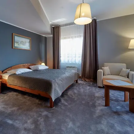 Skalny Hotel 3*